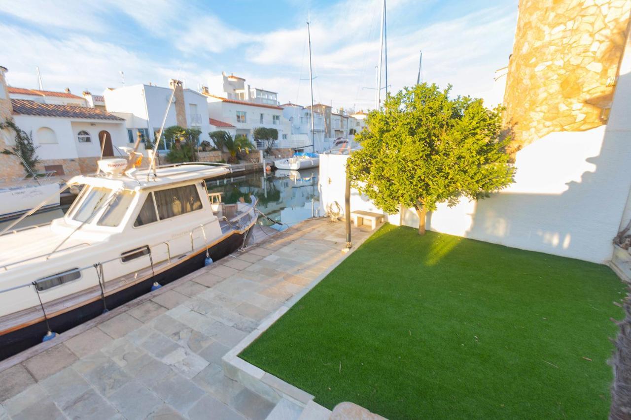 Rnet - Villa Piscina Port Primer Empuriabrava Eksteriør billede